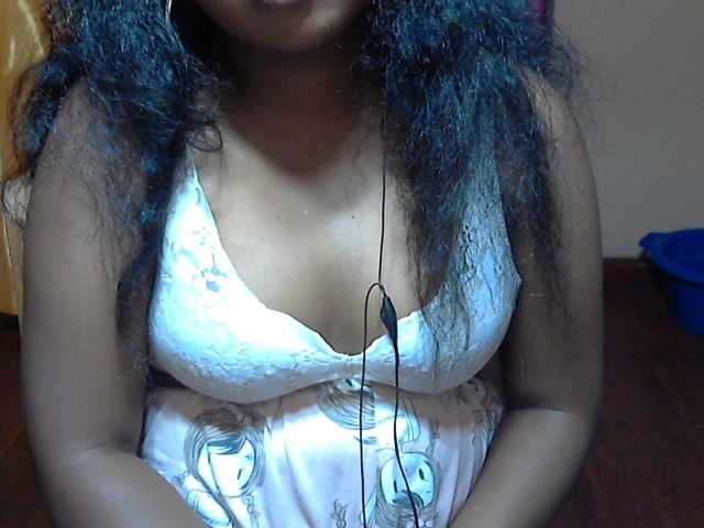 Zrzuty ekranu transmisji Badgirlesexy