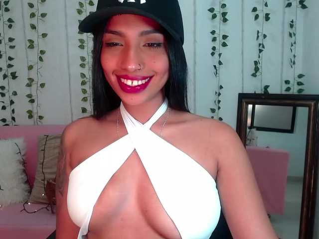 Zdjęcia Barbiedeluca I want to fill your whole face with my sweet juicy squirt ♥ 444 ♥ Goal: Plug Anal