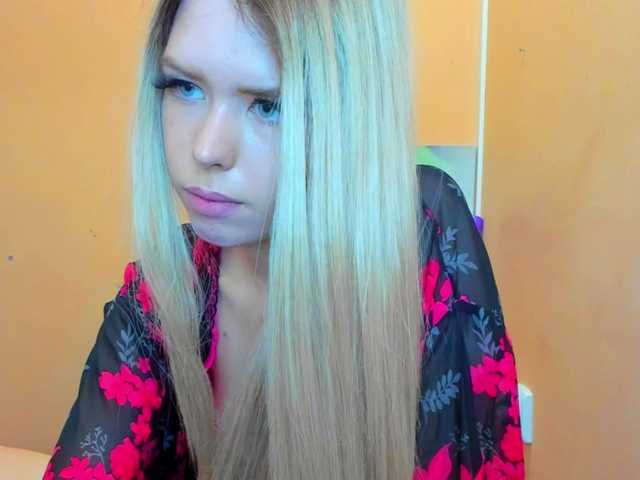 Zdjęcia BarbieMuffy Daddy's girl here! #18 #blond #teen #feet #mistress #dominant #ass #analshow