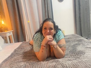 Erotyczny czat wideo BBWBlackDevon