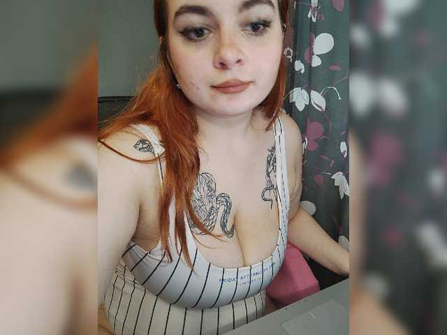 Zdjęcia BBWMarcy Heya everyone ) My pvt is open) Let's fuck my pussy and cum together ) 5tk hard vibe make me cum so soon
