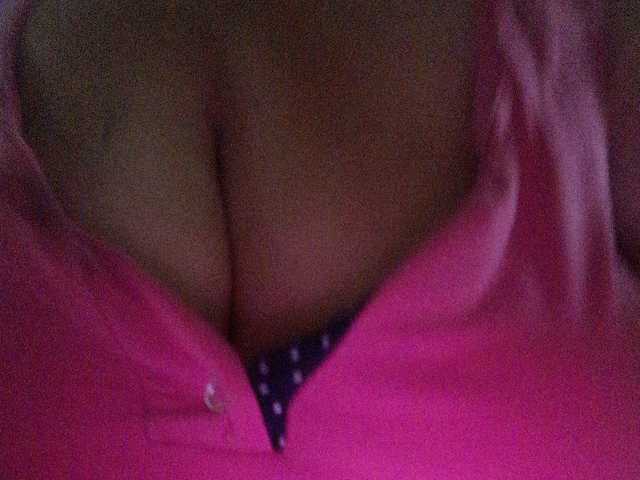 Zrzuty ekranu transmisji BBWsexiri77