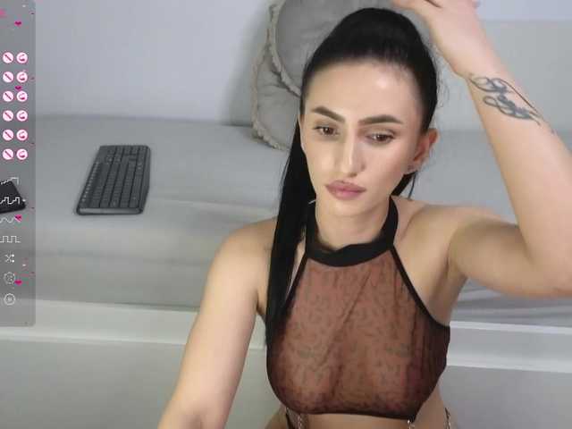 Zdjęcia BbyKristyy Make me cum hard! Favourite Vibrations;69,77,111,222,333,444 Check tip menu for requests!@remain remain for Double Penetration Show !!