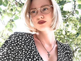 Erotyczny czat wideo BEAUTIFUL-HALO