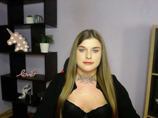 Zrzuty ekranu transmisji BeautySadie