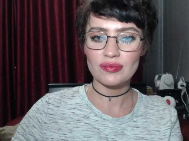 Zrzuty ekranu transmisji BeccaPassion