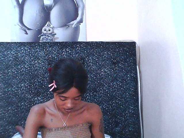 Zrzuty ekranu transmisji Becky-84