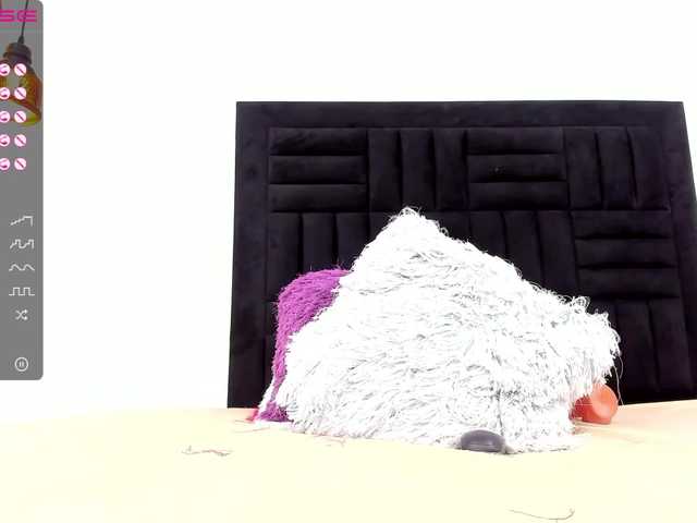 Zrzuty ekranu transmisji BeckyRose