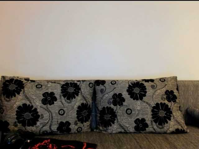 Zrzuty ekranu transmisji BeHappyBeYOU