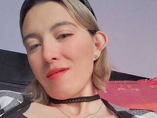 Erotyczny czat wideo BelinhaCoutinho