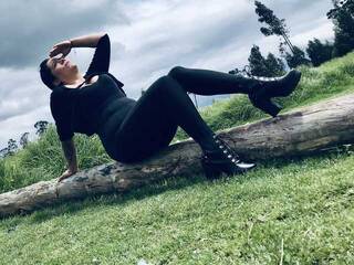 Erotyczny czat wideo bella-devil