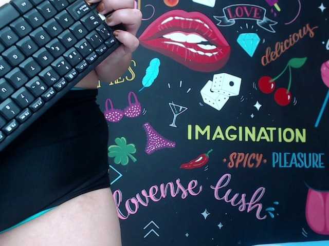 Zrzuty ekranu transmisji BellaSmith