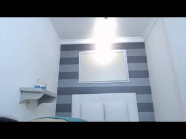 Zrzuty ekranu transmisji BellaVioleta