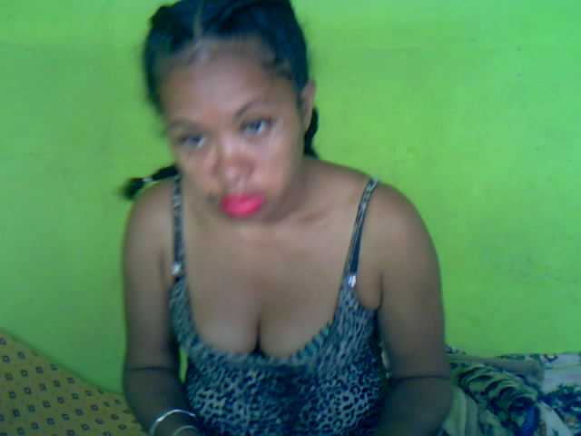 Zrzuty ekranu transmisji belle-fleure