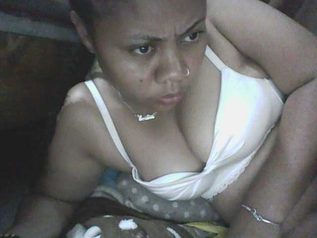 Zrzuty ekranu transmisji Bellesexy95