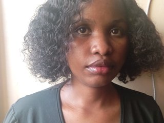 Erotyczny czat wideo Bessie1