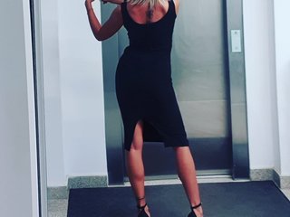 Erotyczny czat wideo Besttpussyyy