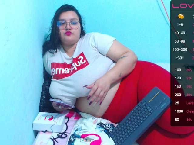 Zdjęcia big-woman welcome ami room I'm a hot girl wanting to play and fulfill your fatasias come play :hot