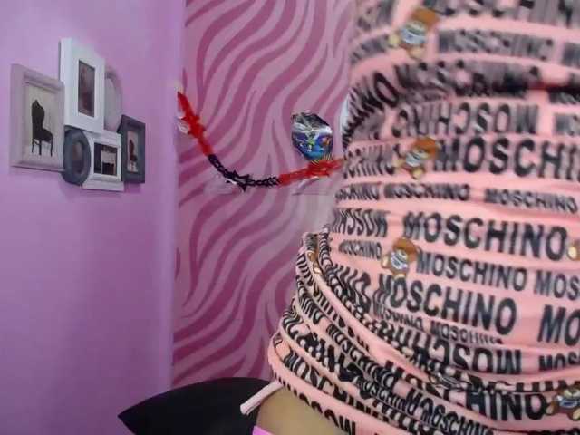 Zrzuty ekranu transmisji bigass-stephy