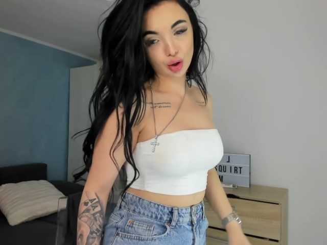 Zdjęcia bigassbaby Hello im Amy ! Read menu and dont request without tip ! Lets have fun together #bigass #squrit #anal #cum #feet #daddy #ten #lovense