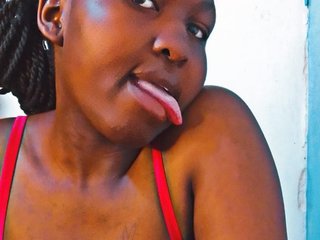 Erotyczny czat wideo Bigassgarlie1