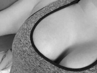 Erotyczny czat wideo Billie24