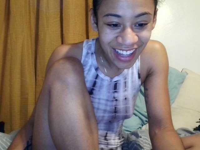 Zrzuty ekranu transmisji bitemejoy