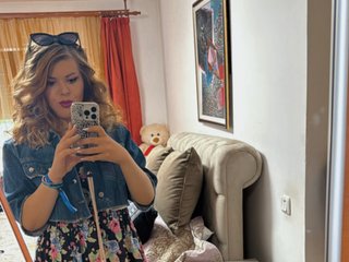 Erotyczny czat wideo BlondeMaya