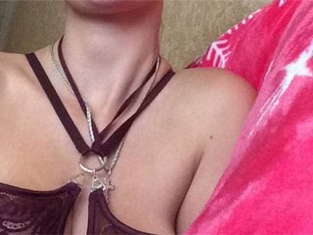 Zrzuty ekranu transmisji Blondishka