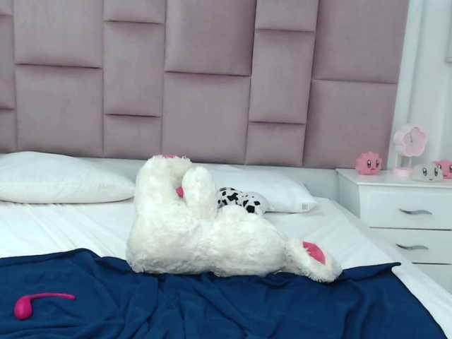 Zrzuty ekranu transmisji Blondwish