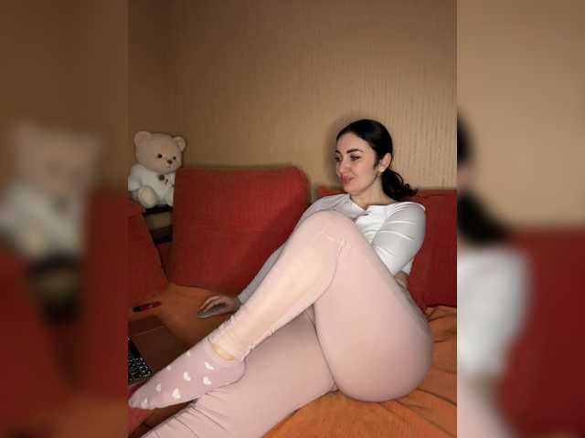 Zrzuty ekranu transmisji _Layla_