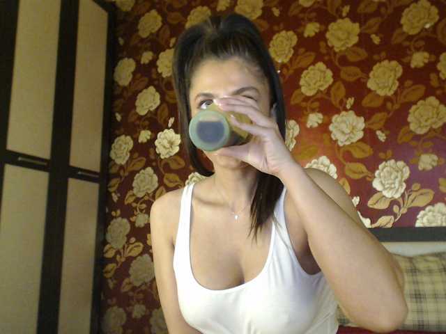 Zrzuty ekranu transmisji bluedesire