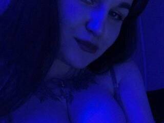 Erotyczny czat wideo BlueEyedd