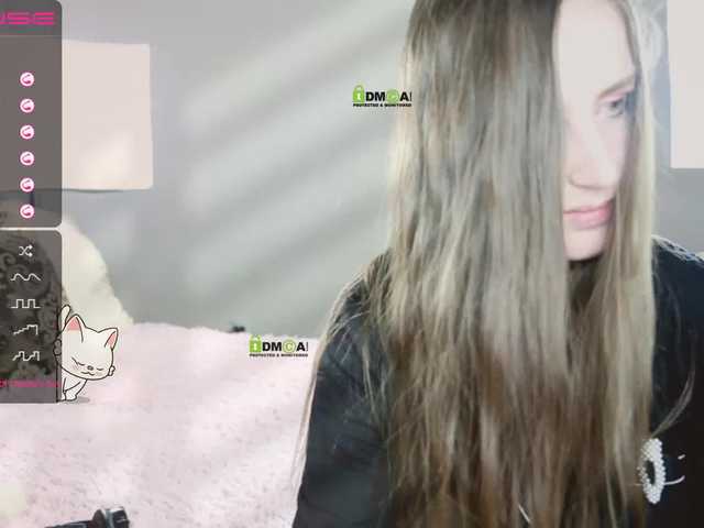 Zrzuty ekranu transmisji Devika