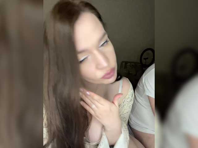 Zrzuty ekranu transmisji HellMor