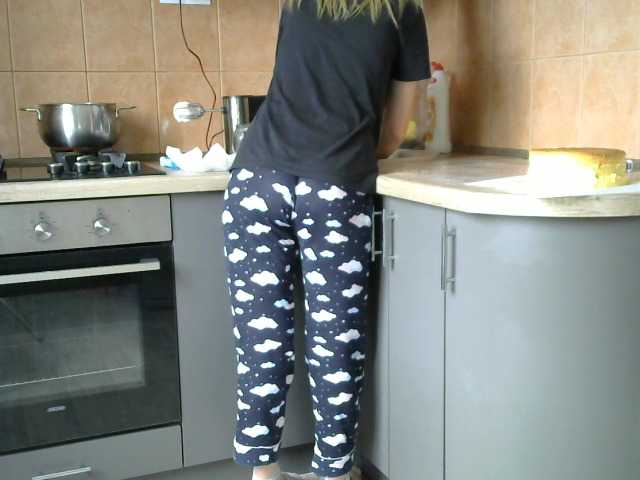 Zrzuty ekranu transmisji t_w_i_n_k_l_e