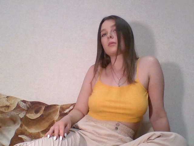 Zrzuty ekranu transmisji LaraAndAdele