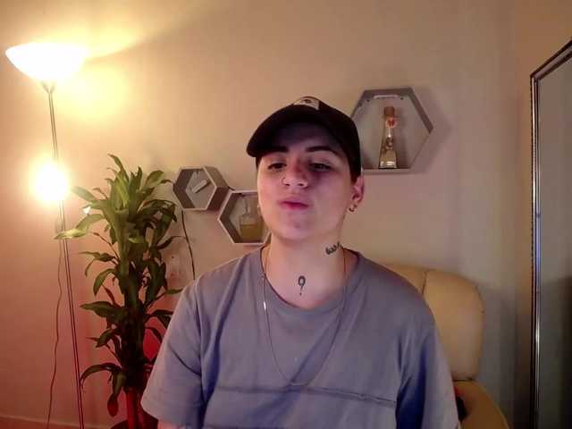 Zrzuty ekranu transmisji Peytonfox