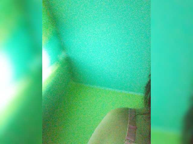 Zrzuty ekranu transmisji borntoxbehapp