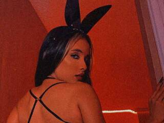 Erotyczny czat wideo Brattyyaz