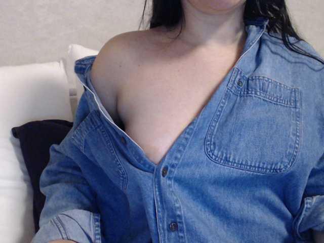 Zdjęcia Bri Lovense-ON See profile for my Lovense Levels|tits-80|pussy-120|pvt/group- on| c2c-in private| pm-75tk