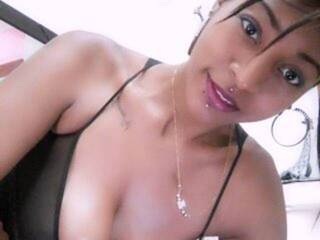 Erotyczny czat wideo BriannyJoy