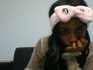 Erotyczny czat wideo Brightness