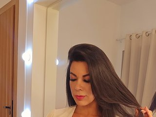 Erotyczny czat wideo Brunette69