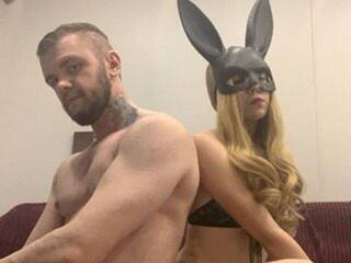 Erotyczny czat wideo bunny-hunter