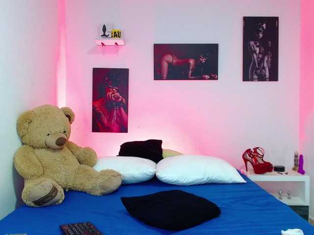 Zrzuty ekranu transmisji BunnyCox