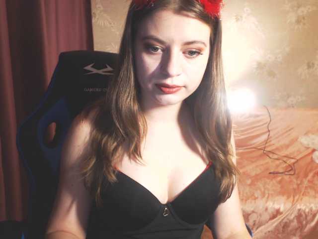 Zdjęcia BunnySmart Hey guys!:) Goal- #Dance #hot #pvt #c2c #fetish #feet #roleplay Tip to add at friendlist and for requests!