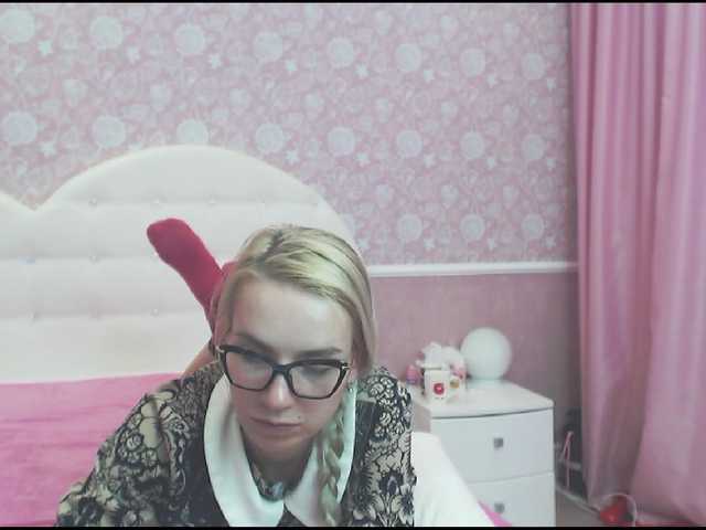 Zrzuty ekranu transmisji BunnySue