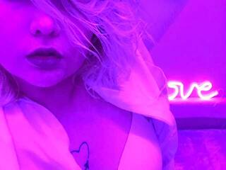 Erotyczny czat wideo BurrDi