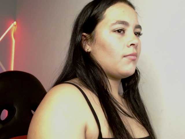 Zrzuty ekranu transmisji Calletanahot